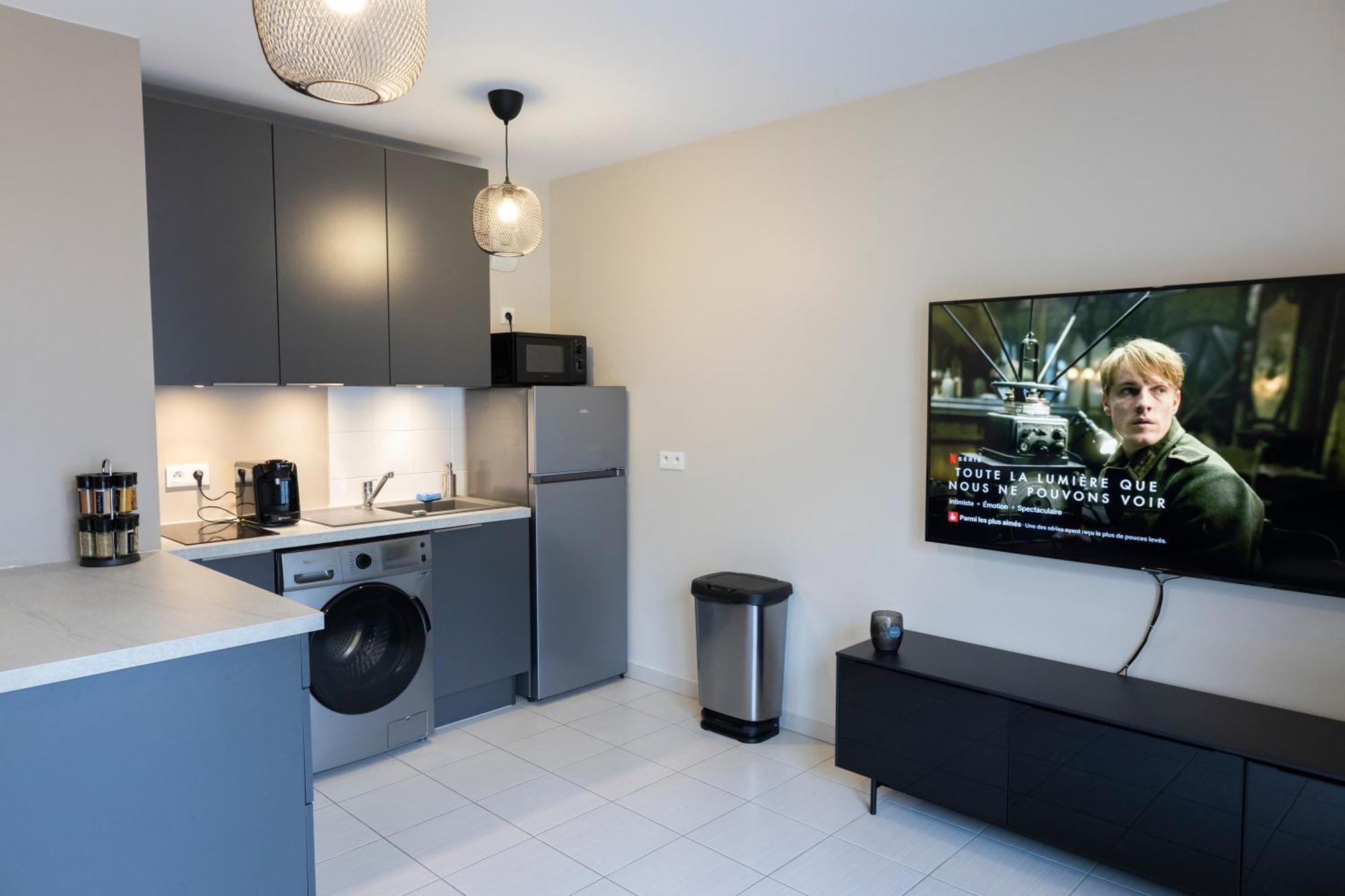 Charmant Studio En Residence Avec Parking Bussy-Saint-Georges Exteriör bild