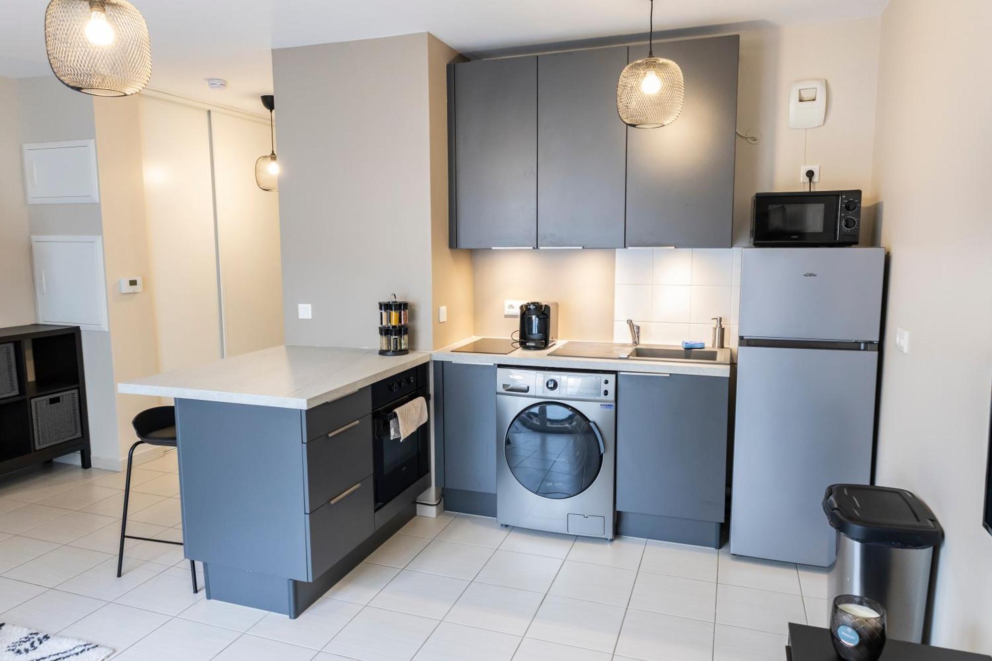 Charmant Studio En Residence Avec Parking Bussy-Saint-Georges Exteriör bild